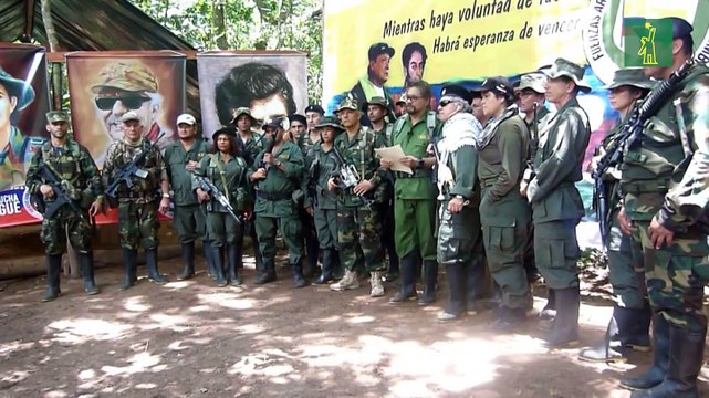 Exjefes de FARC que se marginaron de paz anuncian nueva rebelión armada en Colombia