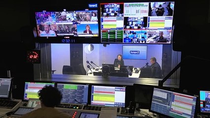 Au Salon de l'agriculture, Emmanuel Macron tente de rassurer sur la concurrence des produits étrangers