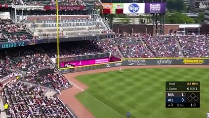 Starlin Castro suena jonrón solitario al jardín izquierdo