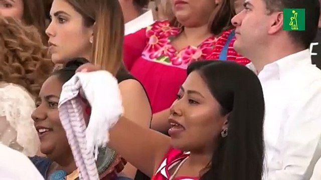 Yalitza Aparicio protagoniza la fiesta de la Guelaguetza en México