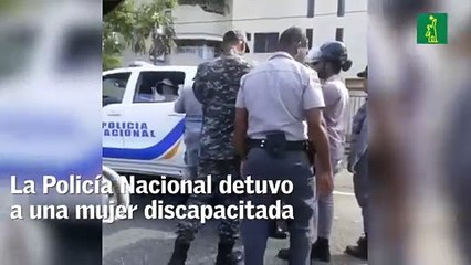 Discapacitada que atacaba vehículos en Calles de Santo Domingo es apresada