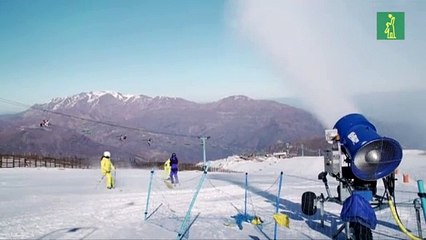 Cambio climático deja sin nieve pistas de Santiago