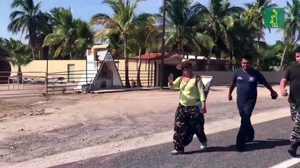 Alemana cruza península mexicana de Baja California contra el abuso sexual