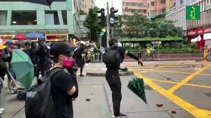 Violencia en Hong Kong, manifestantes desafían la ley usando máscaras
