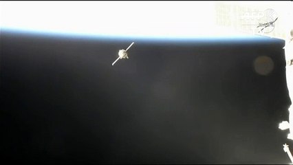 Nave con el robot humanoide ruso Fedor se acopla a la estación espacial