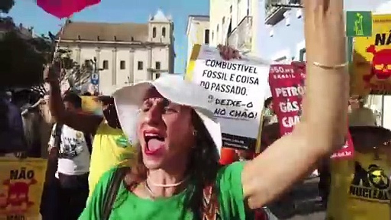 Incendios amazónicos en Brasil encienden resistencia ambientalista contra Bolsonaro