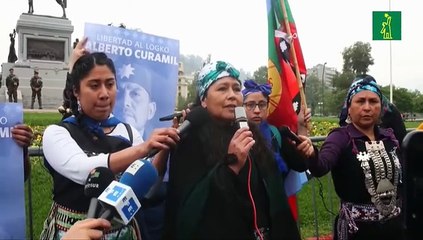 Mapuches se manifiestan en Santiago para reivindicar la resistencia indígena