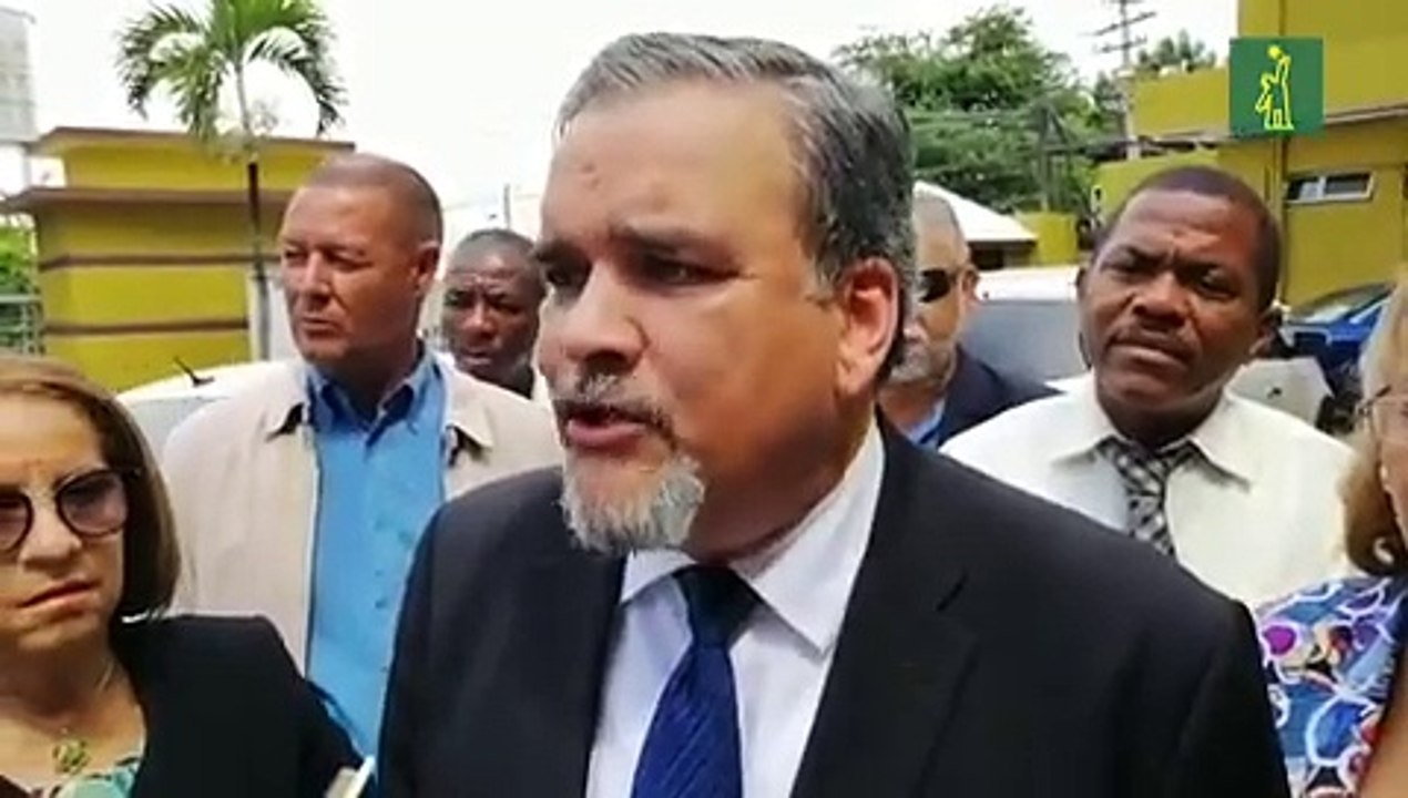 PQDC entrega a la junta central electoral documentos de su proceso electoral