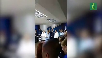 Hipólito reconoce la victoria de Luis y dice que contribuirá a sacar al PLD del poder