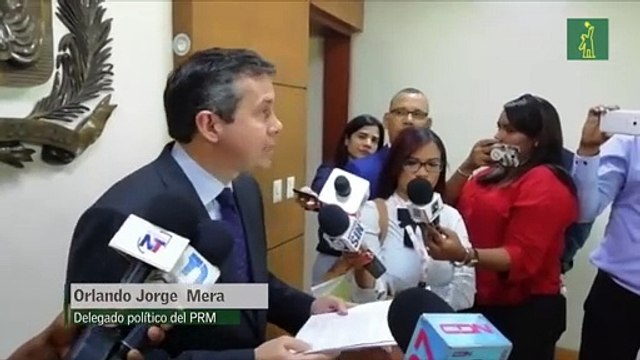 PRM acusa a Gonzalo Castillo de colocar vallas publicitarias prohibidas por la ley