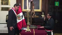 Perú vive terremoto político entre Vizcarra y el congreso