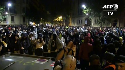 Nueva noche de protestas en Barcelona, en vísperas de huelga independentista