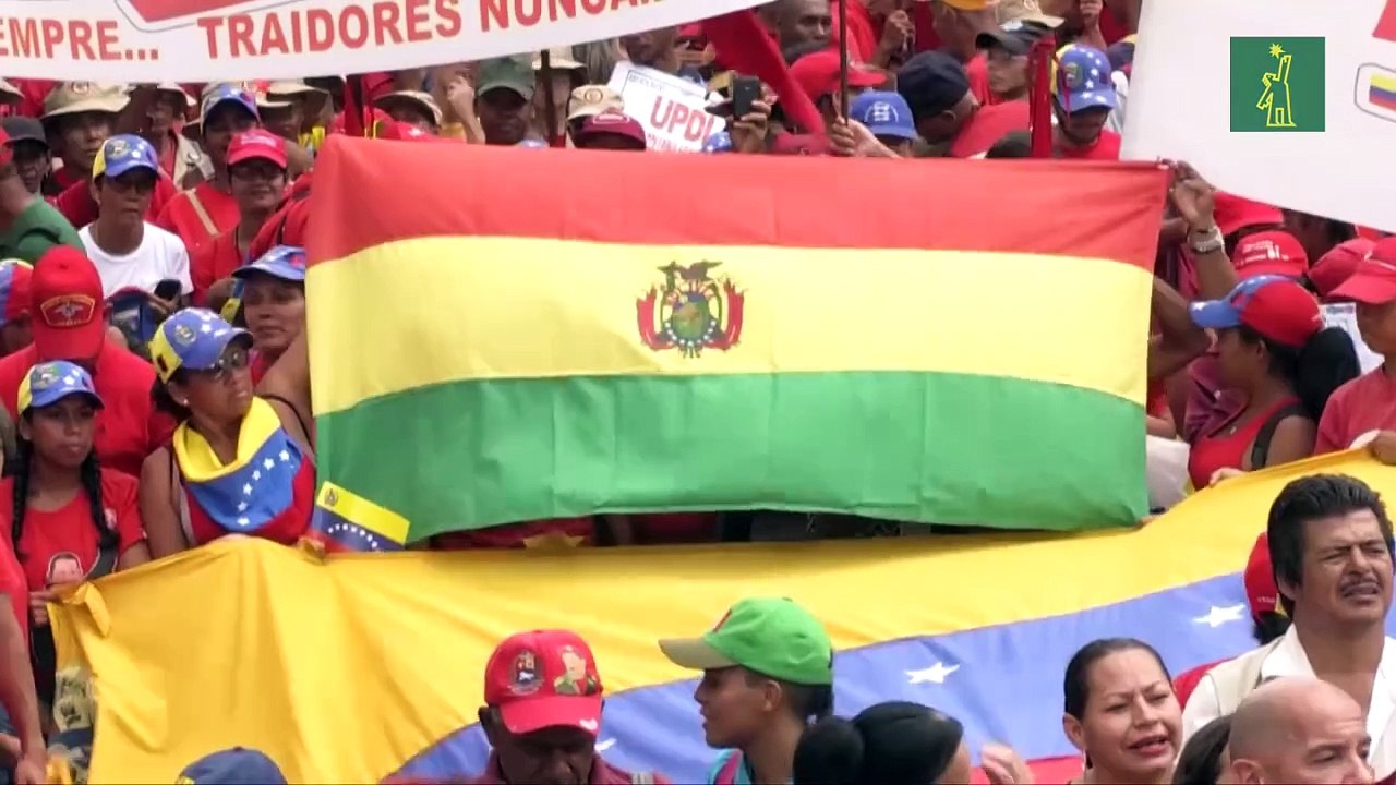 Maduro llama a militares de Bolivia restituir a Morales ante riesgo de “guerra civil”