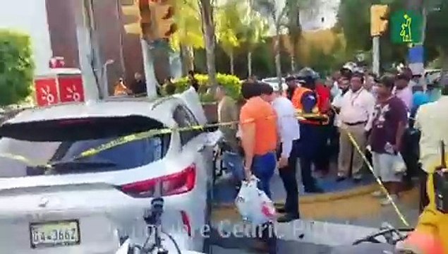 Un herido en accidente entre una yipeta CRV y una Infinity en la avenida Lincoln