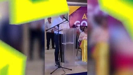 Gonzalo Castillo se refiere a sí mismo como un “penco de candidato”