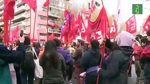 Chilenos marchan por víctimas de Pinochet tras 46 años del golpe