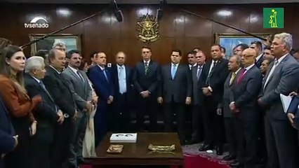 Bolsonaro entrega nuevo paquete de reformas para estimular la economía en Brasil