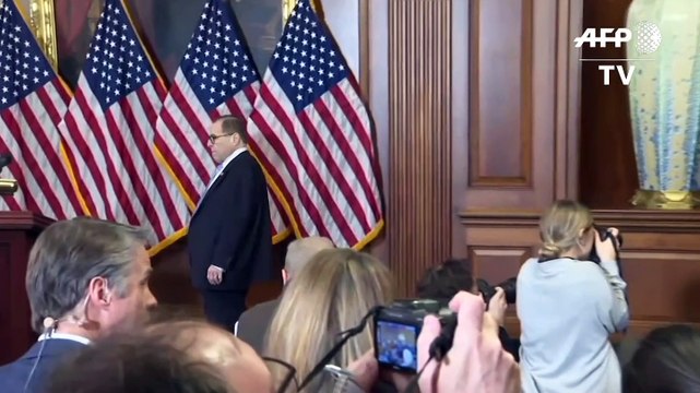 Legisladores demócratas presentan los cargos formales del juicio político contra Trump