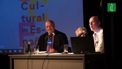 Ida Vitale insta a jóvenes a aprender del pasado para no repetir la historia