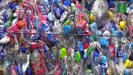 El COVID-19 deja una avalancha de plásticos y mascarillas en Tailandia