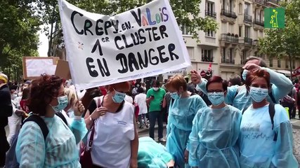 Disturbios en París durante una manifestación de personal sanitario
