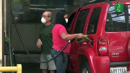 Las filas para cargar gasolina comienzan a disminuir en Venezuela