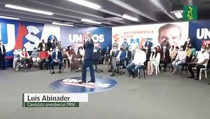 Luis Abinader recibe apoyo de dirigentes del PRSC