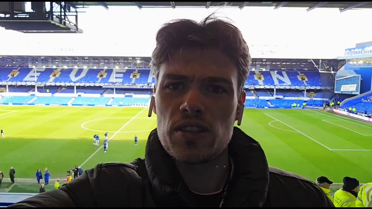 Man Utd and Everton handed ex-ref verdict as VAR drama dissected