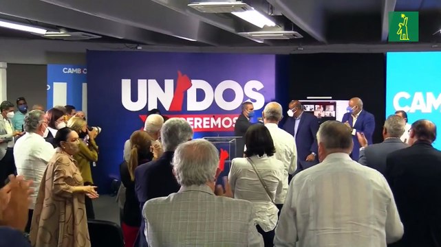 Abinader denuncia campaña sucia del oficialismo en elecciones dominicanas