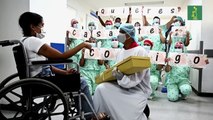 Paciente recuperada de covid-19 acepta casarse tras dar a luz en coma en Colombia