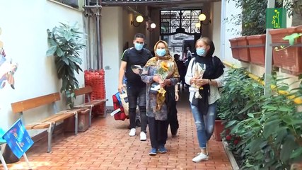 Italia acoge diez refugiados con primer corredor humanitario tras confinamiento