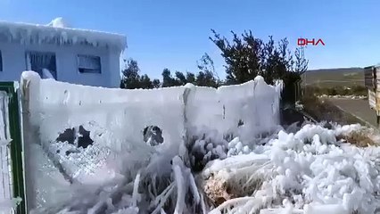 Patlayan borudan fışkıran su kartpostallara dönüştü!