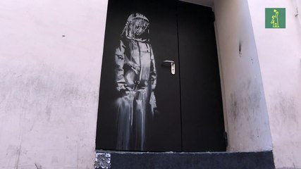 Seis personas inculpadas por robo de obra de Banksy en el Bataclan de París