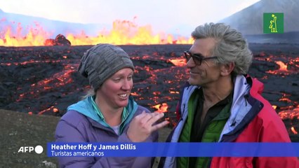 Nueva erupción atrae a curiosos en Islandia