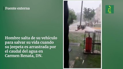 Hombre salta de su vehículo para salvar su vida en Carmen Renata, DN