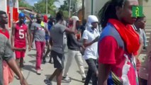 Tensión se agudiza en Haití con saqueos y violentas protestas contra el Gobierno