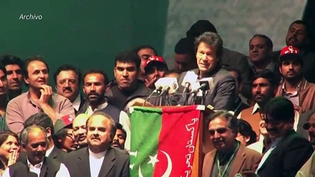 Exprimer ministro de Pakistán herido de bala en mitin político