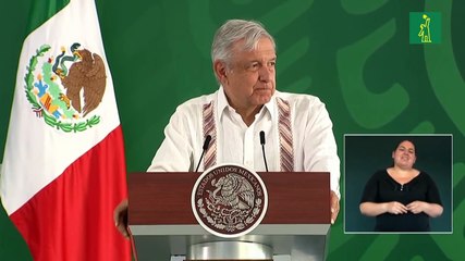 López Obrador compara “menor” impacto de covid-19 en México, que superó 50,000 muertes