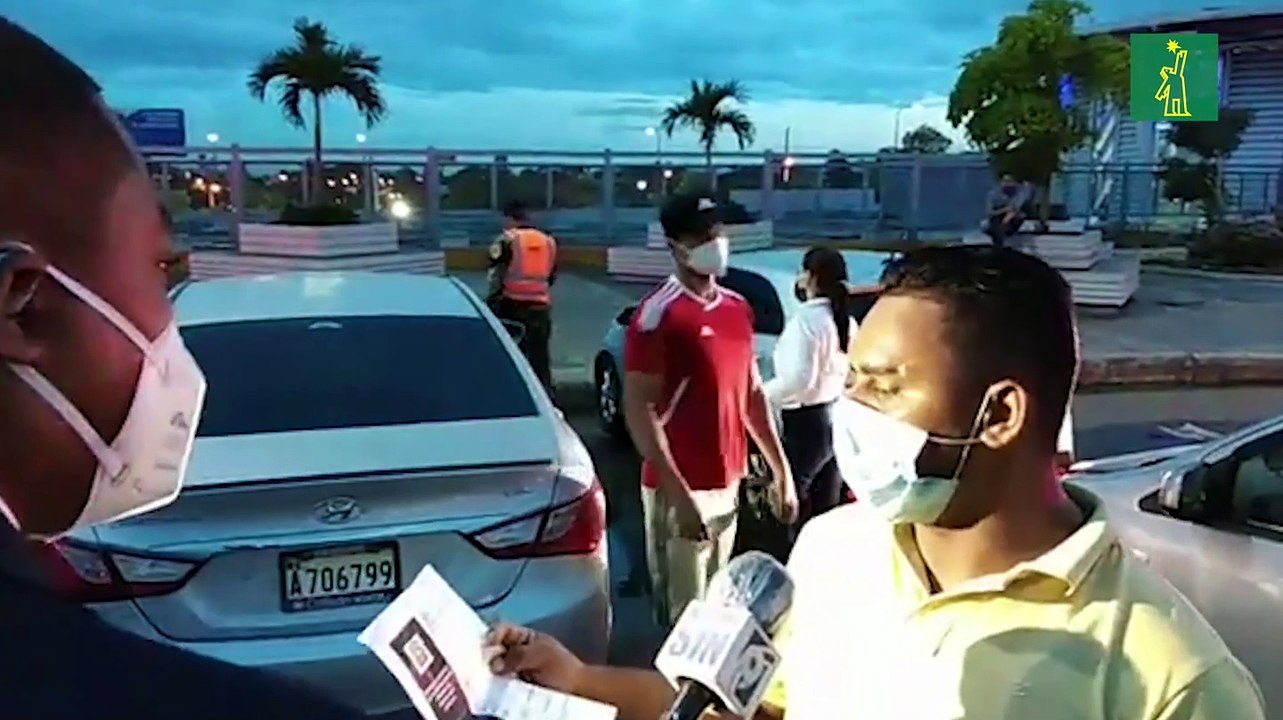 Ciudadanos se quejan porque militares les rechazan salvoconductos durante toque de queda