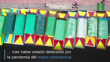 Xochimilco reanuda sus paseos en bote en México