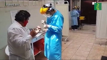 Alcalde envía carta con sangre al presidente de Perú para que anule la cuarentena