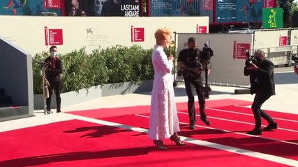 Almodóvar y Tilda Swinton en la alfombra roja de la Mostra de Venecia