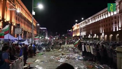 Al menos 100 heridos en la protesta más violenta contra el Gobierno búlgaro