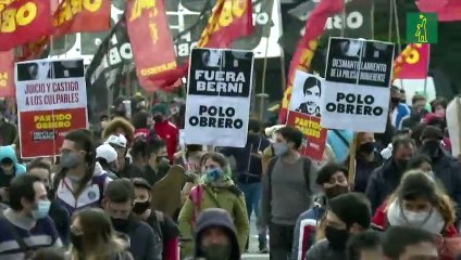 Marcha en reclamo de justicia por muerte de un joven en Argentina, la policía bajo sospecha