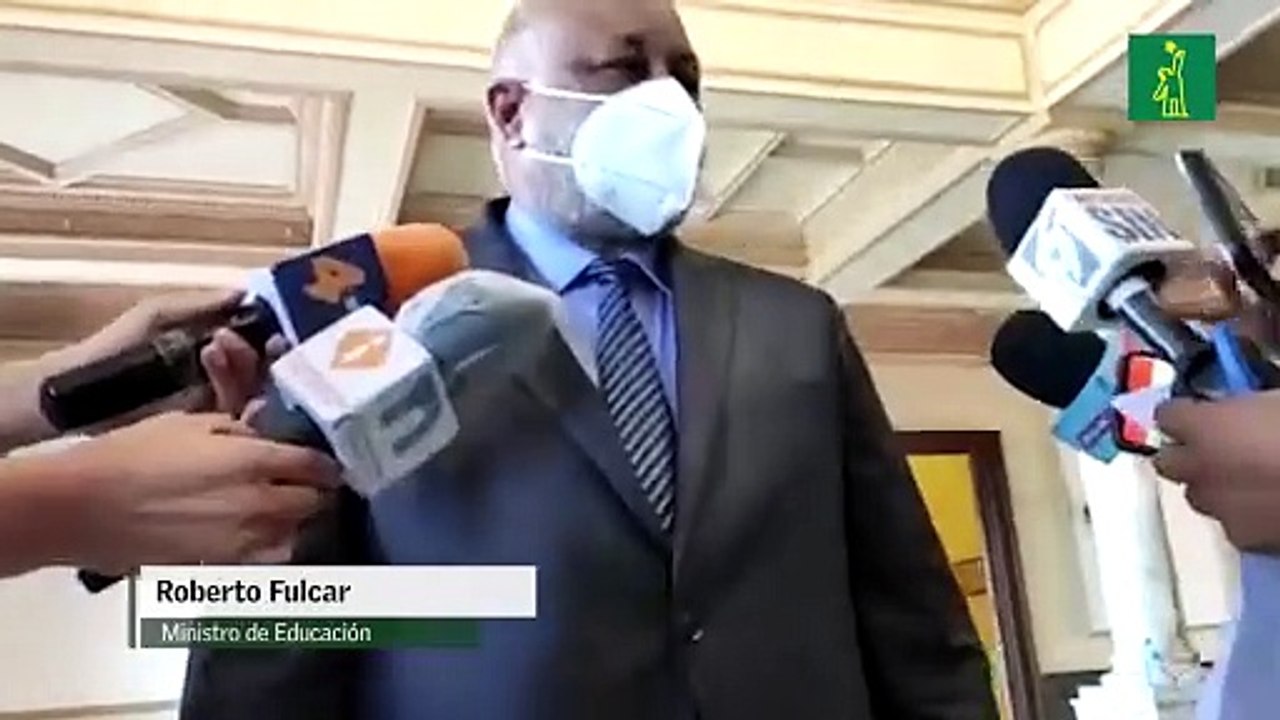 Ministro de Educación presentará informe de profesores que cobran en dos nóminas