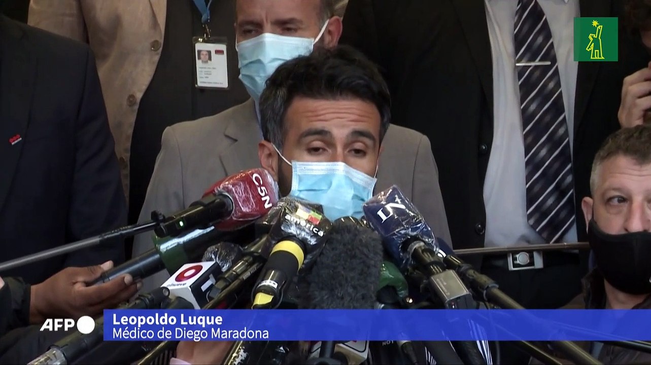 Maradona sufrió abstinencia y seguirá internado en el hospital