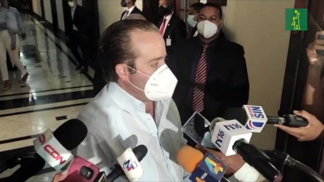 Gobierno no revela cuándo suspenderá funcionarios por no declarar bienes