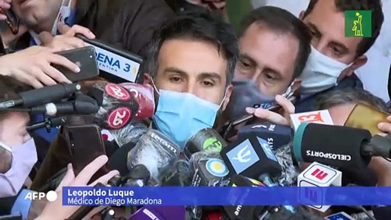 Maradona evoluciona “sin complicaciones” de cirugía en la cabeza