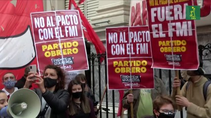 Argentinos se manifiestan contra el Fondo Monetario Internacional