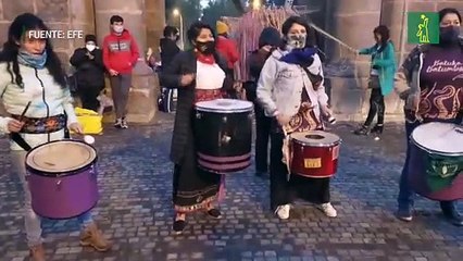 Familiares de víctimas de femicidio se manifiestan contra la impunidad en Ecuador